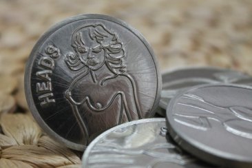 Funny Coins > Heads Tails